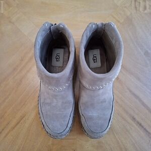 UGG Varney Suede Leather Moc Foldover  Tan Brown Ankle Boots Size US 6 1104653